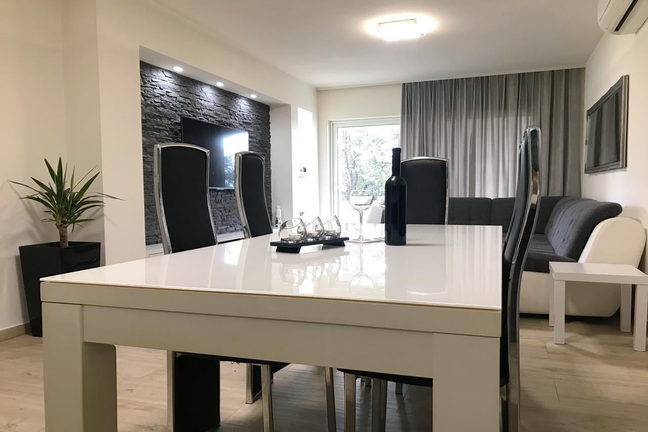 Apartments Villa Stivan Solin Ngoại thất bức ảnh